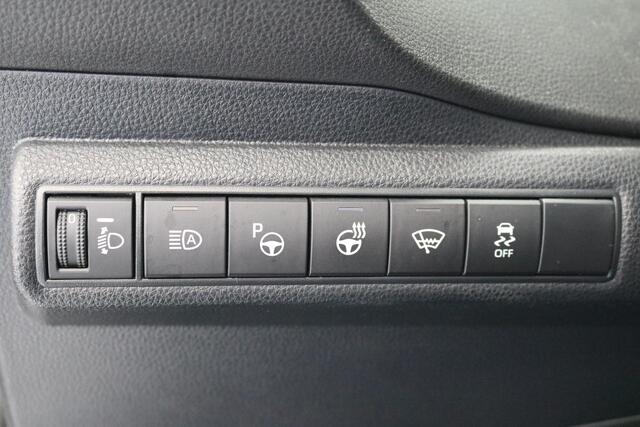 Suzuki Swace 1.8 Hybrid Style, Parkeersensoren , Stoel- en stuurverwarming