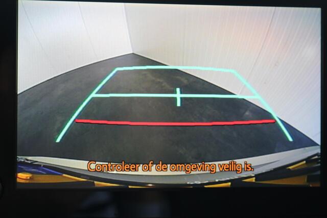 Suzuki Swace 1.8 Hybrid Style, Parkeersensoren , Stoel- en stuurverwarming