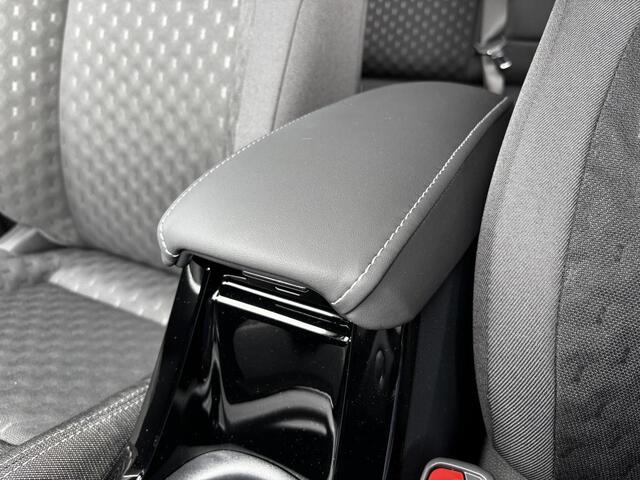 Suzuki Swace 1.8 Hybrid Style