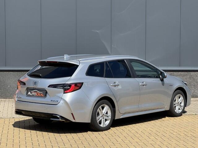 Suzuki Swace 1.8 Hybrid Select