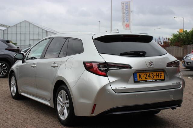 Suzuki Swace 1.8 Style Hybrid Automaat | Keyless entry | Parkeersensoren rondom | Draadloze telefoonlader |