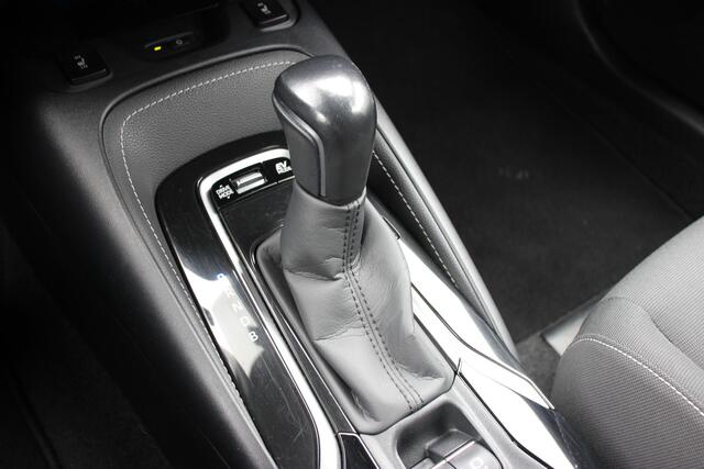 Suzuki Swace 1.8 Style Hybrid Automaat | Keyless entry | Parkeersensoren rondom | Draadloze telefoonlader |