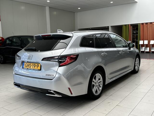 Suzuki Swace 1.8 Hybrid Style [ ALL SEASON I CLIMA I STOEL/ STUUR VERWARMING I DRAADLOZE TELEFOONLADER ]
