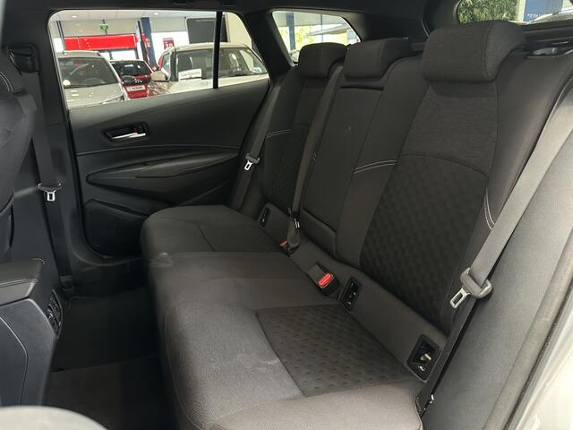Suzuki Swace 1.8 Hybrid Style [ ALL SEASON I CLIMA I STOEL/ STUUR VERWARMING I DRAADLOZE TELEFOONLADER ]