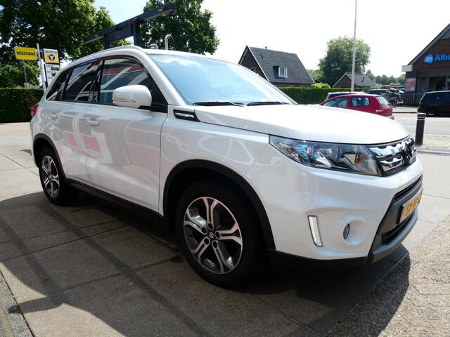 Suzuki VITARA 1.6 EXPERIENCE Camera/Adapt.cruise//Afn.Trekh/Met.lak/ NLauto