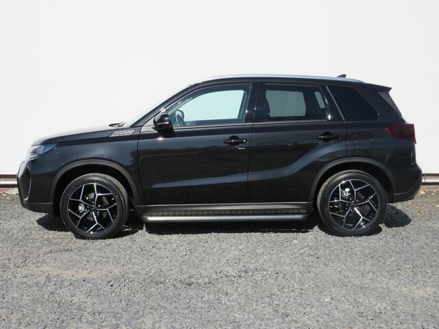 Suzuki VITARA 1.4 Boosterjet Style Smart Hybrid, Trekhaak, ORG NL met 18 inch! Treeplanken, Draadloos Carplay, ZEER COMPLEET!