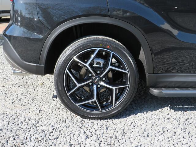 Suzuki VITARA 1.4 Boosterjet Style Smart Hybrid, Trekhaak, ORG NL met 18 inch! Treeplanken, Draadloos Carplay, ZEER COMPLEET!