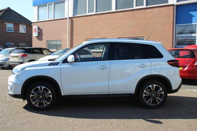 Suzuki VITARA 1.5 Hybrid Style Automaat | Opendak | Clima | Cruise | Navi |