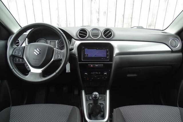 Suzuki VITARA Uniek 34000 km! met trekhaak