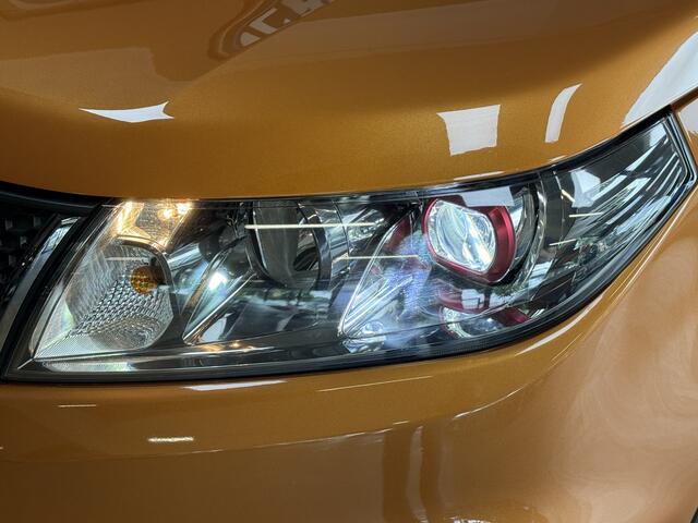 Suzuki VITARA 1.4 S AUT | Allgrip | Navi | 17" | Led | ACC | Alcantara | Stoelverwarming | Camera | Afneembare Trekhaak! Dealer onderhouden!