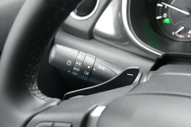 Suzuki VITARA 1.5 Hybrid Style | 18 INCH LICHTMETALEN VELGEN | AUTOMATISCH INKLAPBARE SPIEGELS | RIJKLAARPRIJS |