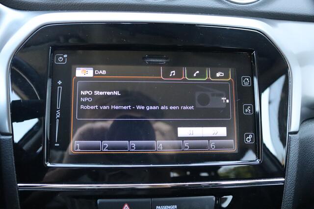 Suzuki VITARA 1.4 Boosterjet 130PK Hybrid Select Trekhaak/Camera/Adapt.-cruise/Carplay-android