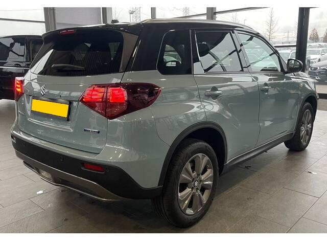 Suzuki VITARA 1.4 BOOSTERJET SELECT SMART HYBRID Dodehoeksensoren | Camera | Draadloze carplay