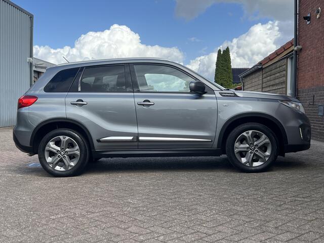 Suzuki VITARA 1.6 Exclusive | AUTOMAAT | TREKHAAK | CAMERA |