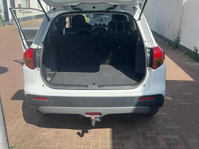 Suzuki VITARA 1.6 High Executive 1/2 LEDER | STOELVERWARMING | PANO | CRUISE ACC |