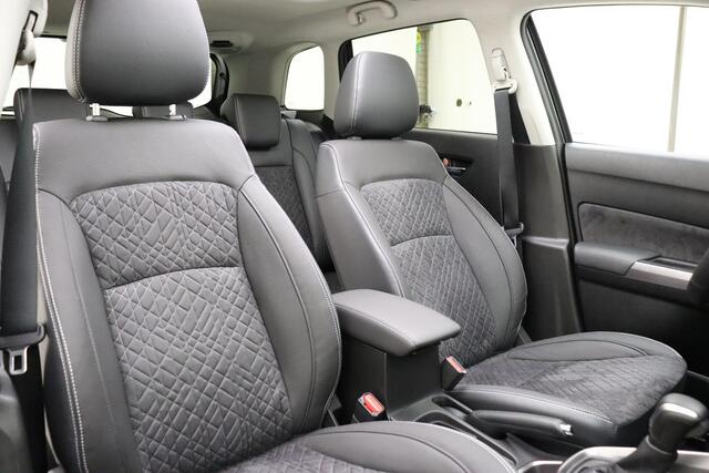 Suzuki VITARA 1.5 Hybrid Style | Automaat | Navigatie | Cruise Control | Achteruitrijcamera | Parkeersensoren | Sunroof