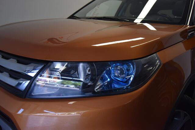 Suzuki VITARA 1.6 High Executive Allgrip , TREKHAAK , PANODAK , A UITRIJ CAM , PDC V+A , NAVI , CLIMATR ,