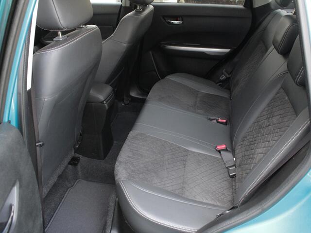 Suzuki VITARA 1.4 Boosterjet Stijl | Navi | Cruise | Leder | Camera | Lm-Velgen | Trekhaak