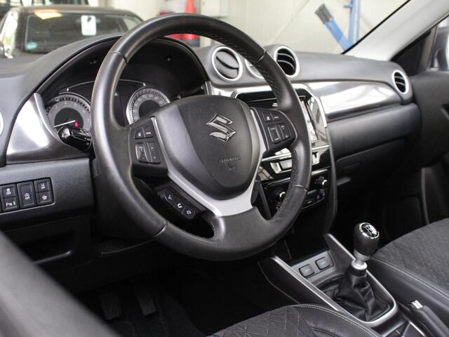 Suzuki VITARA 1.4 Boosterjet Stijl | Navi | Cruise | Leder | Camera | Lm-Velgen | Trekhaak