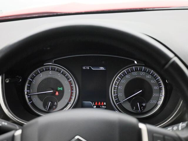 Suzuki VITARA 1.4 Boosterjet 130Pk Comfort Smart Hybrid | Navigatie | Climate Control | Cruise Control | Parkeersensoren met Camera | Stoelverwarming | Trekhaak | Bluetooth |