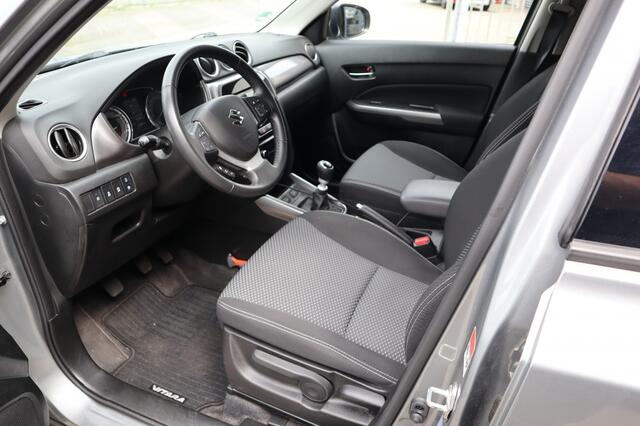Suzuki VITARA 1.4 BoosterJet Select Hybrid Trekhaak/AdaptiveCruise/Apple/Andro
