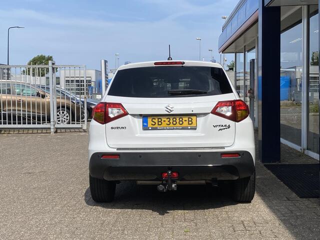 Suzuki VITARA 1.4 S / Adaptieve Cruise-Control / Stoelverwarming / Trekhaak / Radio-Bluetooth / Navi / LED / Getint-Glas / Elektr.-Pakket / PDC V+A met Camera-Achter / 17'' LMV / ENZ.