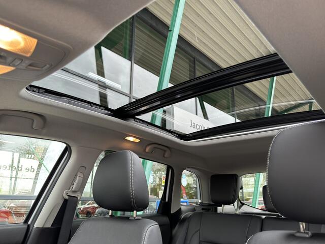 Suzuki VITARA 1.0 Boosterjet Stijl Automaat | Panorama dak | Cruise control adaptief | Navigatie | Panorama Sunroof