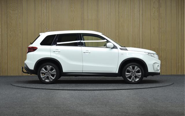 Suzuki VITARA 1.0 Boosterjet AllGrip Select | Trekhaak | Navigatie | Adaptive-Cruise | Camera