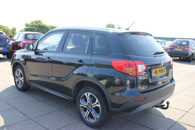 Suzuki VITARA 1.6 High Executive | Trekhaak | Open dak | Navigatie | Cruise |