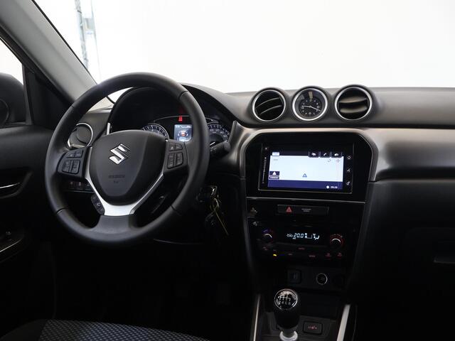 Suzuki VITARA 1.4 Boosterjet Select Smart Hybrid | Trekhaak | Navigatie | Parkeercamera | Stoelverwarming | Cruise Control adaptief | Dodehoek detectie | Apple Carplay/Android Auto |