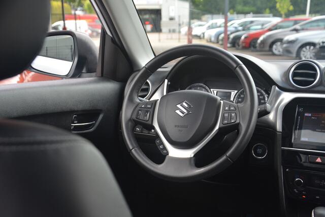 Suzuki VITARA 1.6 High Executive | Navigatie | Panoramadak | Camera | Stoelverwarming | Keyless | NL auto!! |