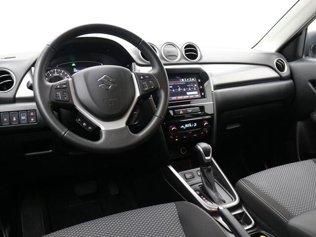 Suzuki VITARA 1.5 Hybrid Select AUTOMAAT / Trekhaak (afn) / Adaptieve Cruise Control / All seasonbanden / LMV / Airco Climat Control / Navigatie / Apple CarPlay & Android Auto / Historie aanwezig /
