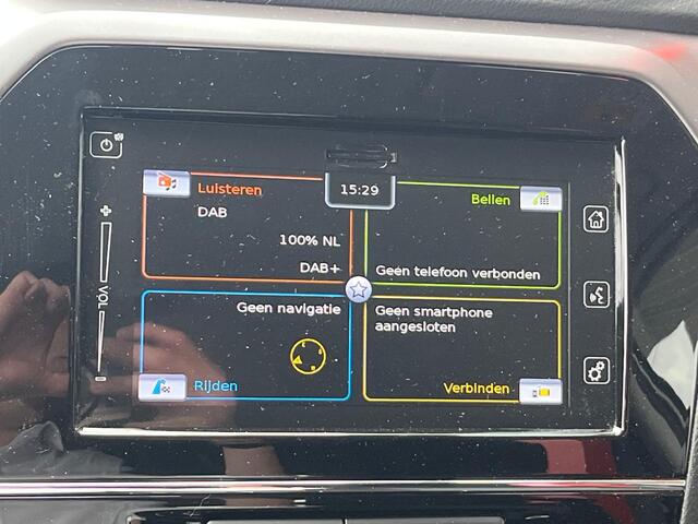 Suzuki VITARA 1.5 Hybrid Select Automaat / All-season banden / Camera / Keyless / Stoelverwarming /