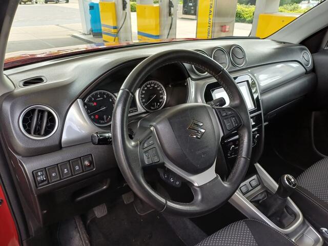 Suzuki VITARA 1.6 EXCLUSIVE CAMERA NAVI PDC V+A