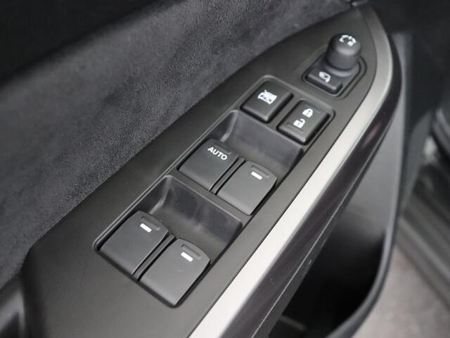 Suzuki VITARA 1.4 Boosterjet Style Smart Hybrid Nieuw uit voorraad leverbaar! 1500 kg aanhanggewicht!
