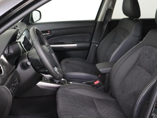 Suzuki VITARA 1.4 Boosterjet Style Smart Hybrid Nieuw uit voorraad leverbaar! 1500 kg aanhanggewicht!