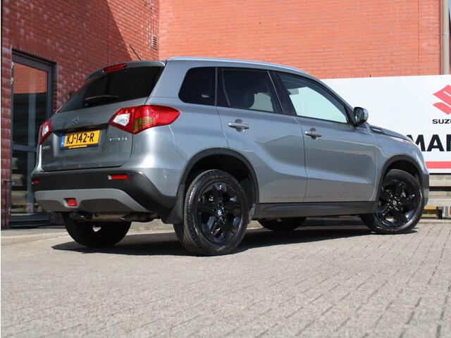 Suzuki VITARA 1.4 S Adaptieve Cruise Control, Parkeersensoren Voor en Achter, Climate Control, Navigatie, Stoelverwarming