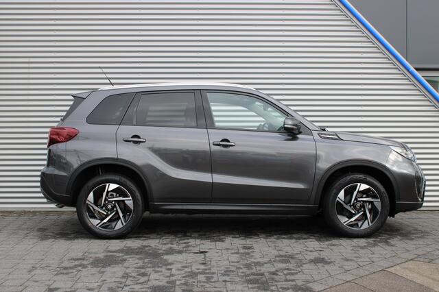 Suzuki VITARA 1.4 Boosterjet Style + Sunroof | Trekhaak | All-Season banden