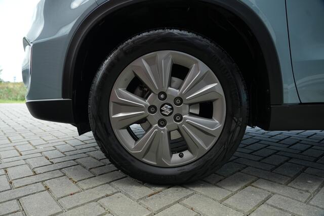 Suzuki VITARA 1.4 Boosterjet Select Smart Hybrid 140pk Navigatie/Stoelverwarming/Camera