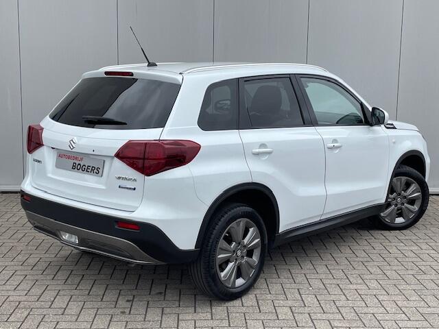 Suzuki VITARA 1.4 Boosterjet Select Smart Hybrid Automaat Navigatie, Climate Control, Adaptive Cruise Control, Dodehoek Detectie, 17"Lm, Achteruitrijcamera