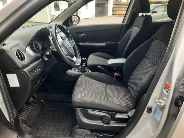 Suzuki VITARA Select 1.4 Boosterjet Smart Hybrid