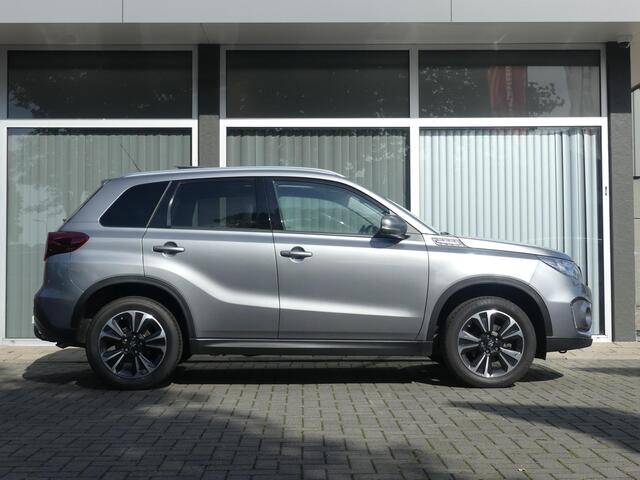 Suzuki VITARA 1.5 Hybrid Style AllGrip Automaat, Trekhaak, 4 wiel aandrijving, Schuif/kantel dak, Navigatie