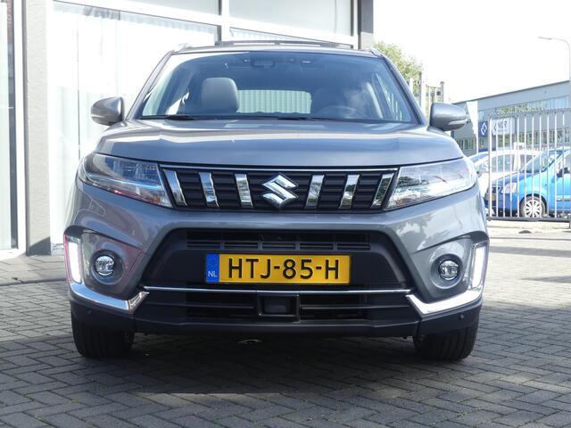 Suzuki VITARA 1.5 Hybrid Style AllGrip Automaat, Trekhaak, 4 wiel aandrijving, Schuif/kantel dak, Navigatie