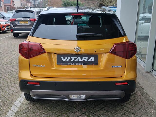 Suzuki VITARA 1.4 BOOSTERJET STYLE SMART HYBRID AUTOMAAT Beschikbaar! | Met 6 JAAR GARANTIE! | Inclusief ¤ 2.050,- Voorraad Voordeel