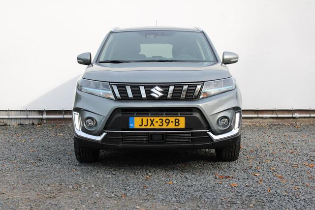 Suzuki VITARA 1.4 Boosterjet Style Smart Hybrid ,Panoramadak, Navi, Applecarplay/Androidauto, STIJL uitvoering!