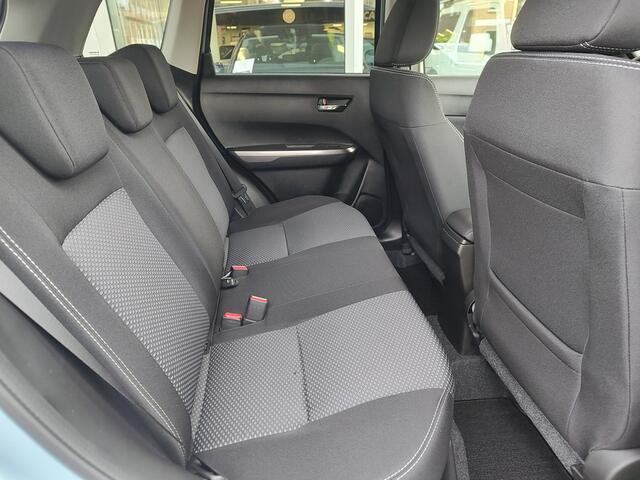 Suzuki VITARA 1.4 BOOSTERJET SELECT SMART HYBRID AUTOMAAT Beschikbaar! | Met 6 JAAR GARANTIE! | Inclusief ¤ 2.000,- Voorraad Voordeel