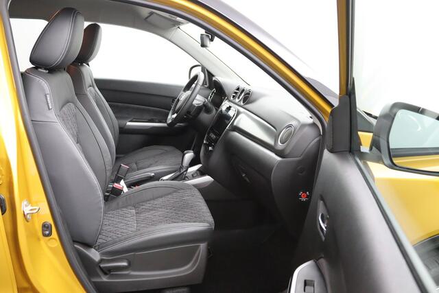 Suzuki VITARA 1.4 Boosterjet Smart Hybrid Style Automaat | Bi Tone | Alcantara Bekleding | Parkeersensoren Rondom | Draadloos Apple Carplay & Android Auto |