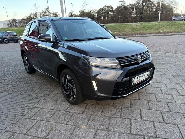Suzuki VITARA 1.5 Hybrid Style | Navi | Pano | Camera | 33.864 km Dealeronderhouden