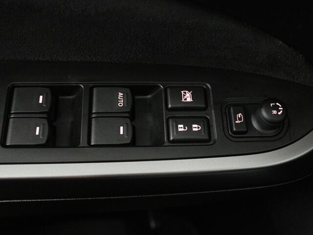 Suzuki VITARA 1.5 Hybrid Style | Automaat | Apple Carplay / Android Auto (Navigatie) | Parkeersensoren rondom | Lederen bekleding | Keyless Entry |