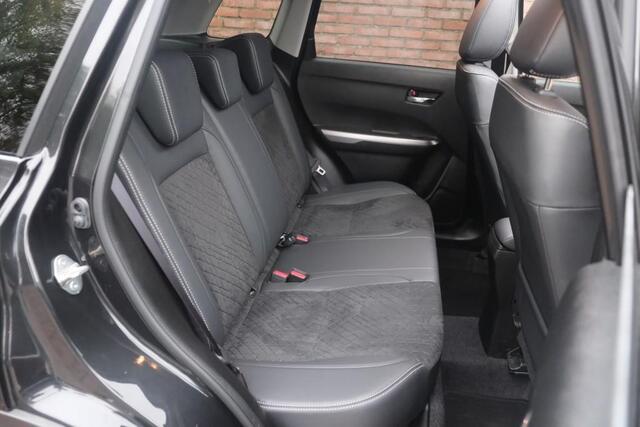 Suzuki VITARA 1.4 Boosterjet 130pk Style Smart Hybrid | Navi | App Connect | Climate | Adaptive Cruise | Panoramadak | Camera | Keyless | Blind Spot